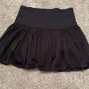 Athleta | Black A-game mesh skort | xs